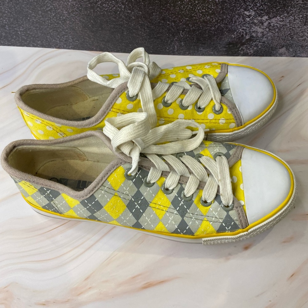XOLO mix and match Yellow polka dot & argyle print sneakers - Women’s size 7